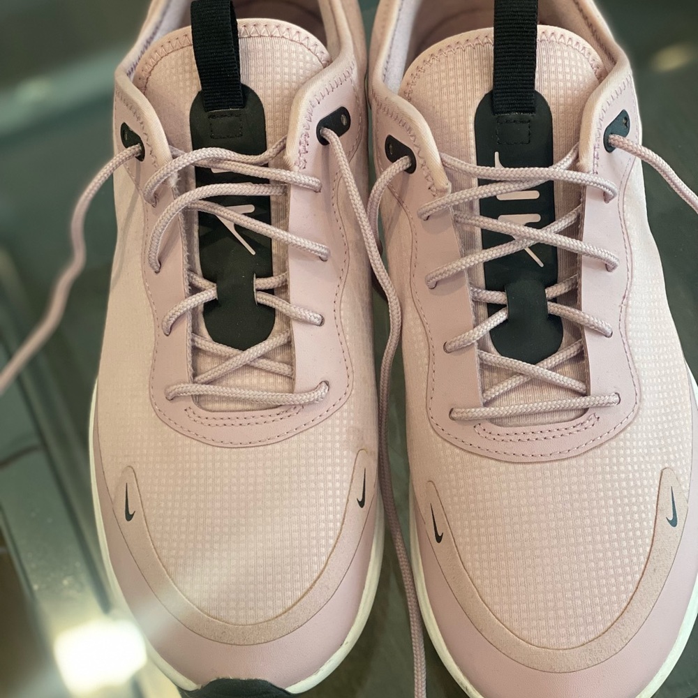 Size 9 lilac air max